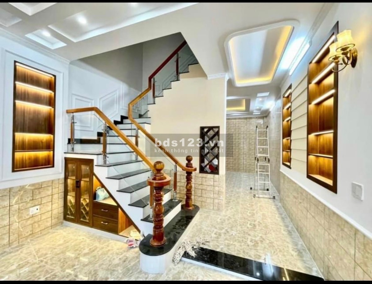 Bán nhà mặt tiền DT747 ngay trung tâm hành chính thị xã Tân Uyên