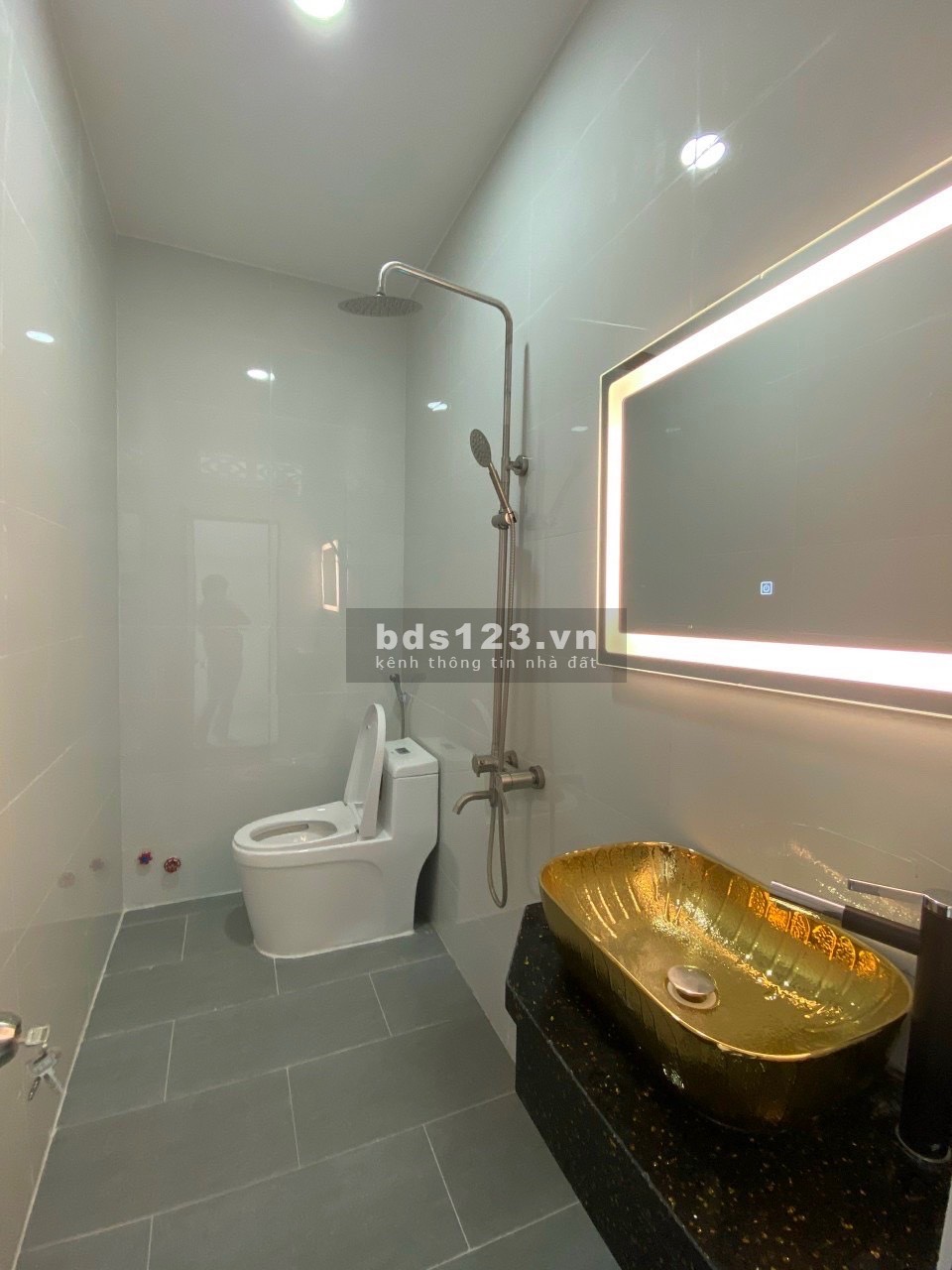 Bán nhà mặt tiền DT747 ngay trung tâm hành chính thị xã Tân Uyên