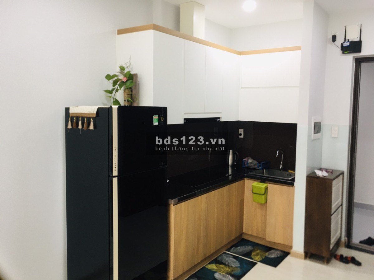 Cần bán gấp căn hộ Bcons Green View 2pn2wc giá 1tỷ7 đầy đủ nội thất