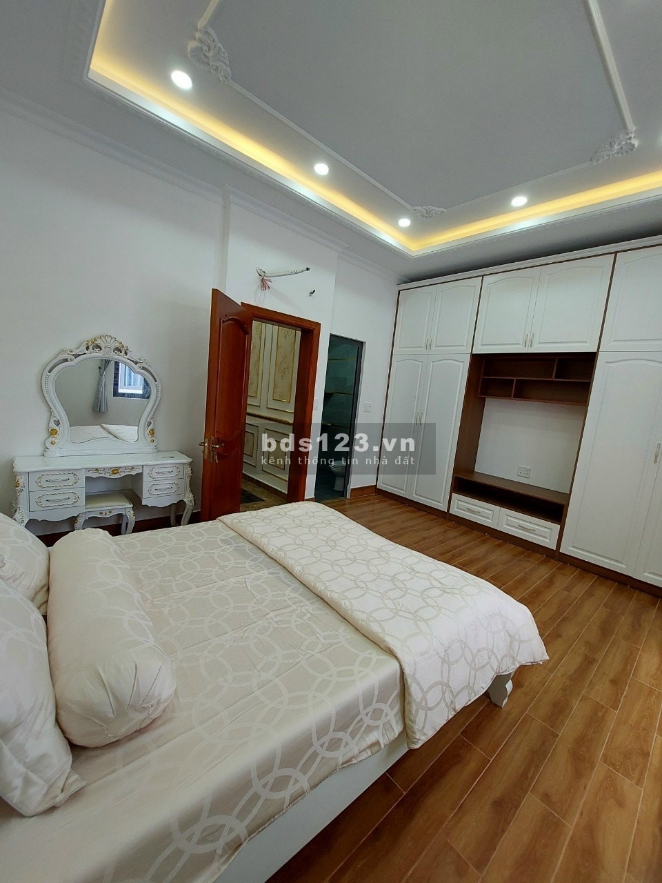 Bán nhà hẻm xe hơi đường Huỳnh Tấn Phát DT 101m², giá chỉ 5,15 tỷ đồng