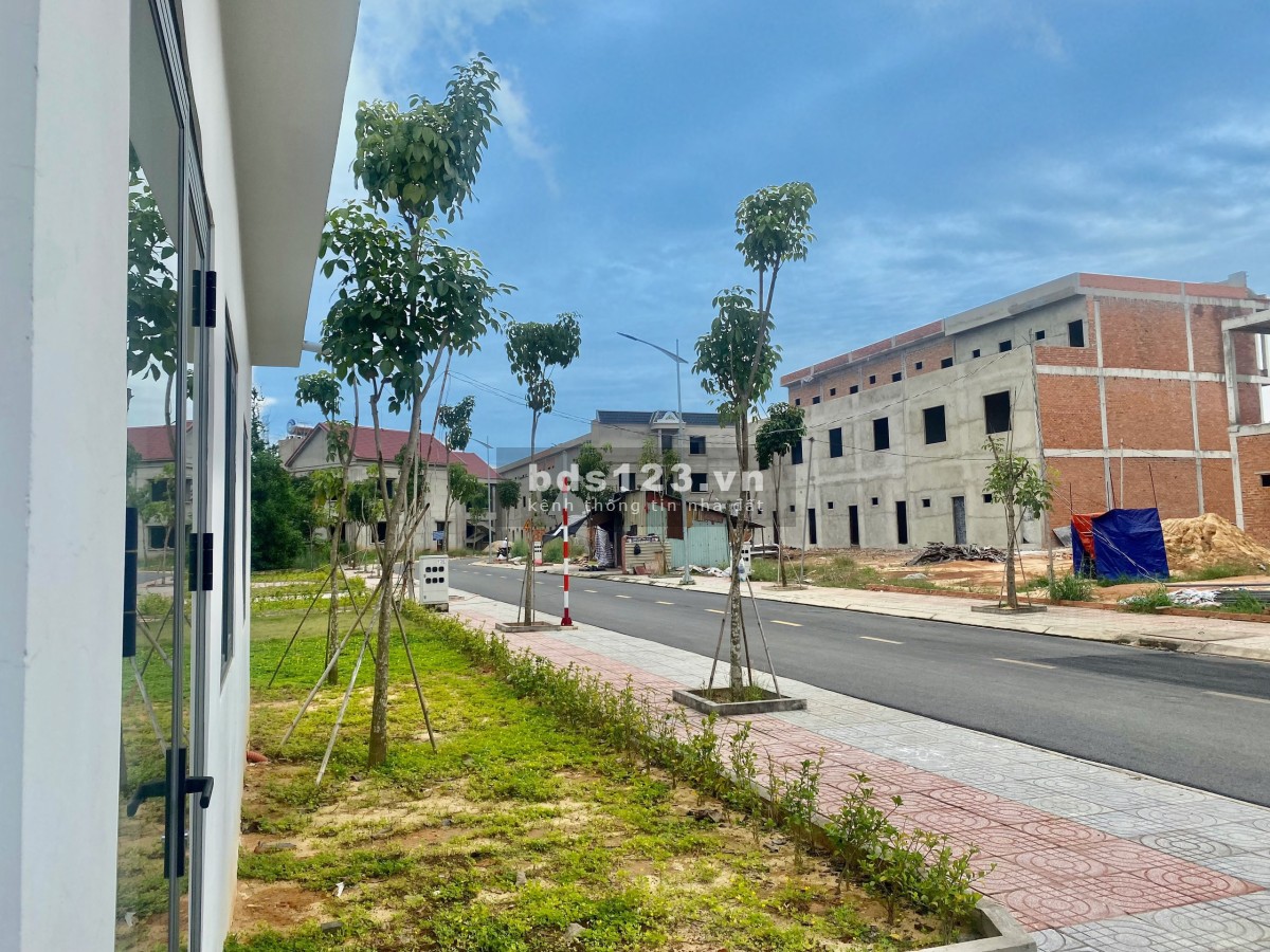 Ngân Hàng BIDV Thanh Lí vài lô đất ngay KCN ViSip III