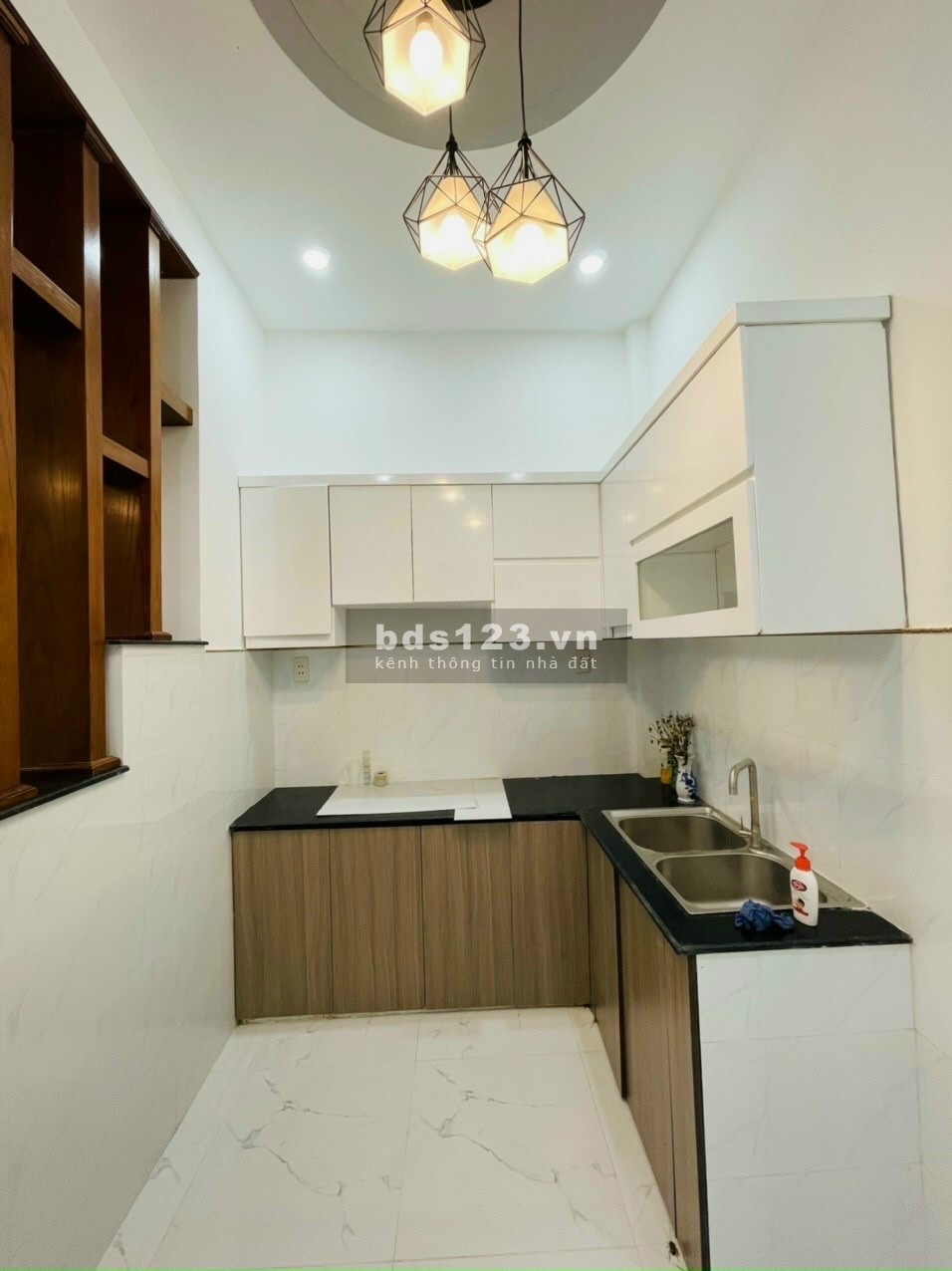 Nhà 80m2/1 lầu hẻm lớn thông giá 680 tr sổ riêng chợ Nhị Xuân O789.114.979