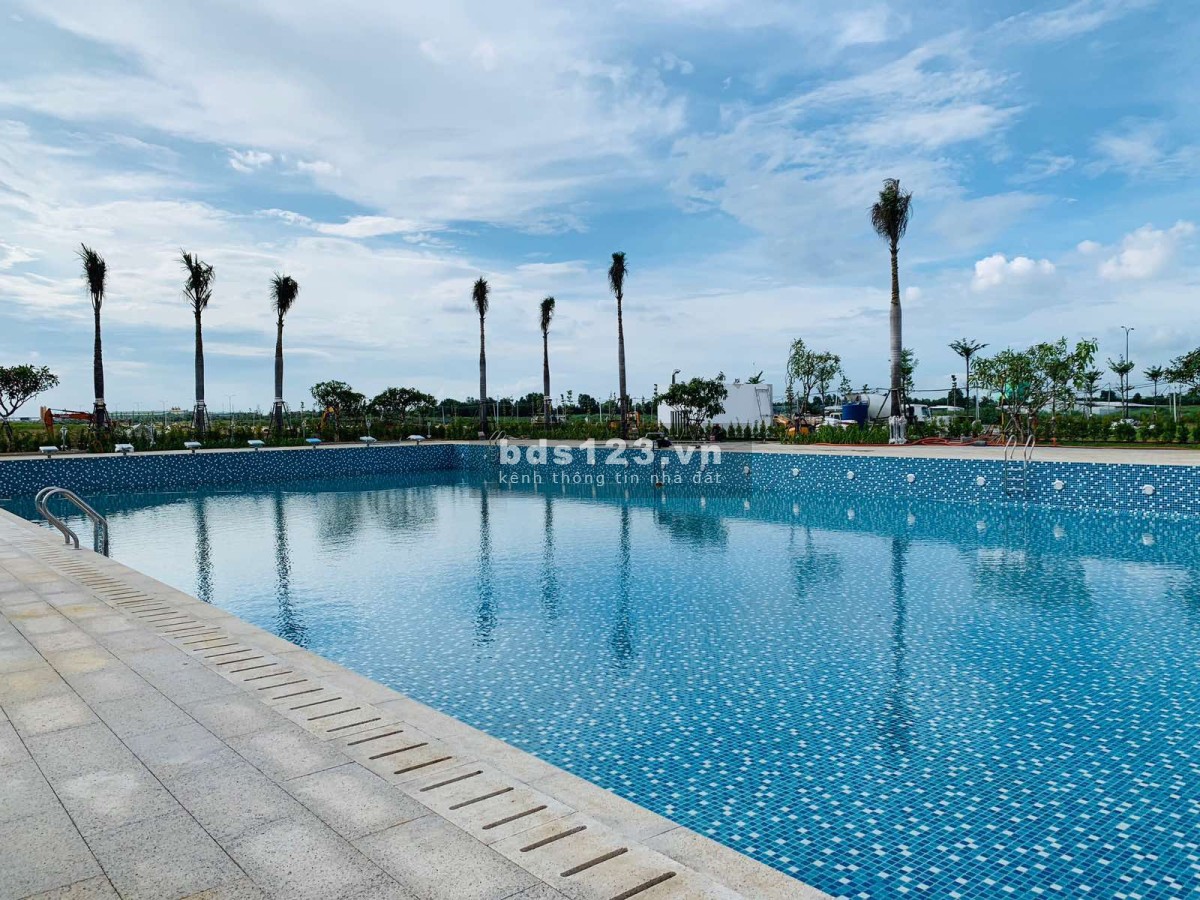 Hàng hiếm cần bán gấp căn nhà phố vườn 1 trệt 1 lầu giá tốt ở phân khu Aqua tại Waterpoint. Giá 3ty5