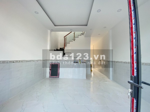 Cần bán nhà 1 trệt 1 lầu LH 0328735327 a.Phú
