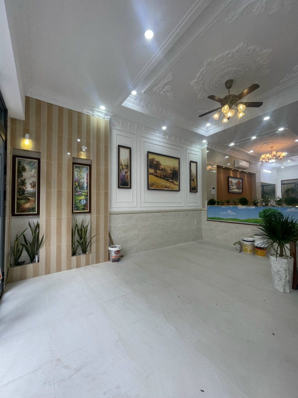 Bán nhà đường N7 khu dân cư Green Riverside DT 240m² x 2 lầu SHR giá 9,2 tỷ đồng