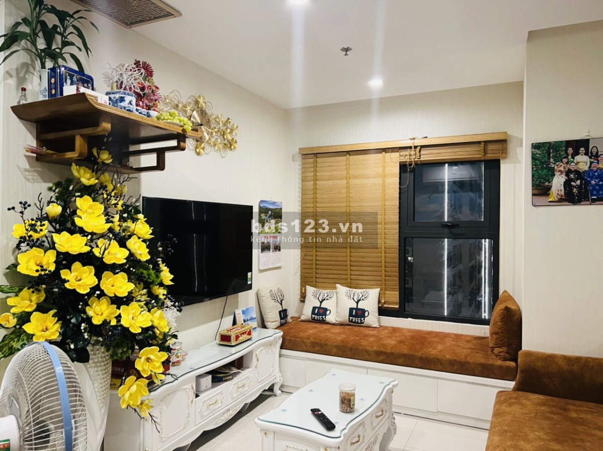 Chính chủ bán cắt lỗ căn hộ góc 2pn, 2w nội thất cao cấp Vinhomes Ocean Park