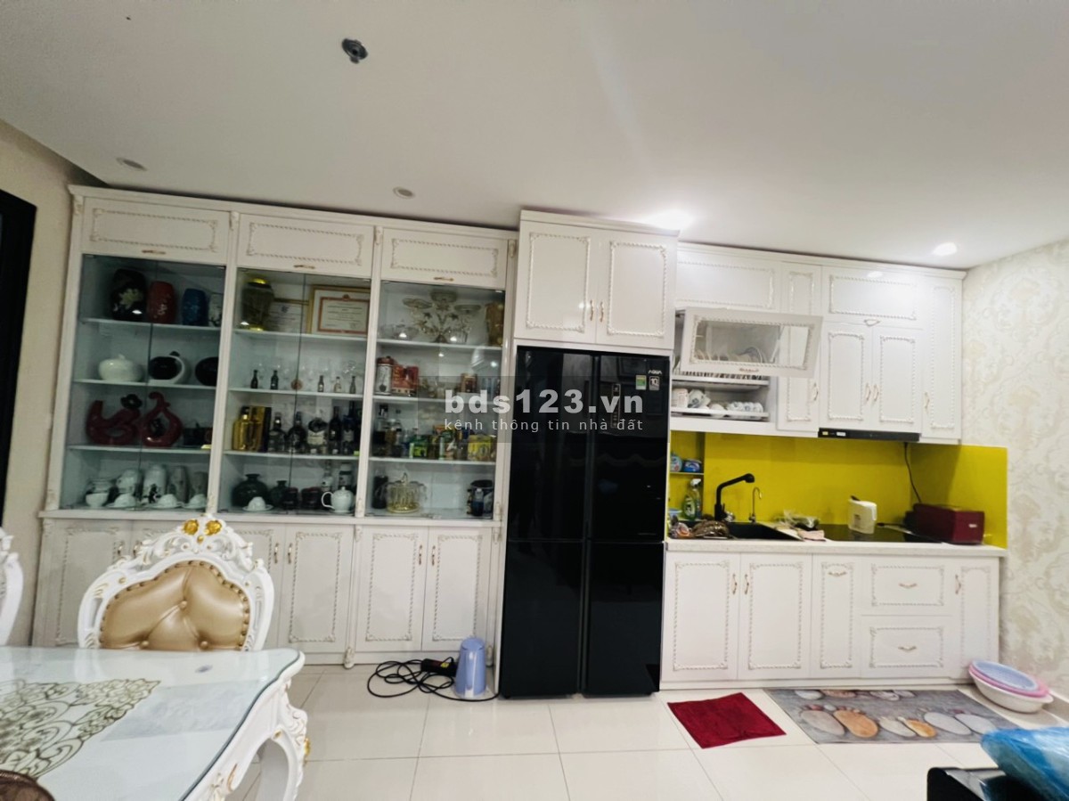 Chính chủ bán cắt lỗ căn hộ góc 2pn, 2w nội thất cao cấp Vinhomes Ocean Park