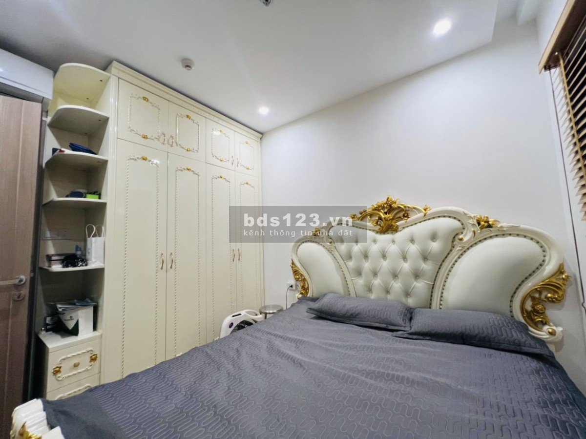Chính chủ bán cắt lỗ căn hộ góc 2pn, 2w nội thất cao cấp Vinhomes Ocean Park