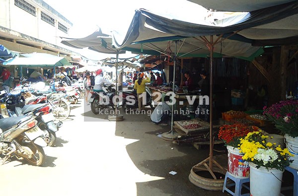 Đất ngay Giáo Xứ Lâm Phát, Lộc Ngãi, Lâm Đồng 147m2 đã có sổ riêng giá rẻ 750trieu
