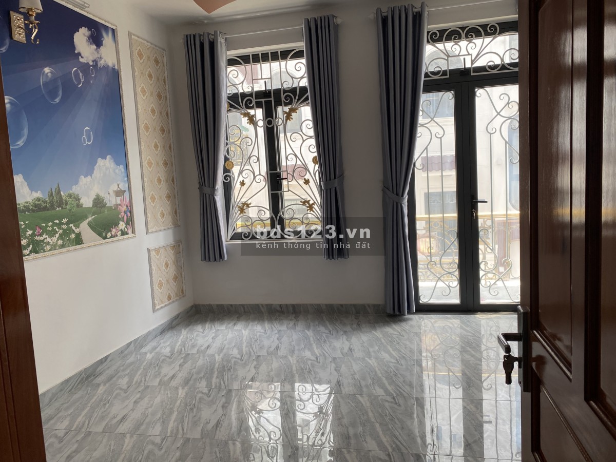 Bán nhà mới xây chính chủ phường Bình Hưng Hoà B, quận Bình Tân