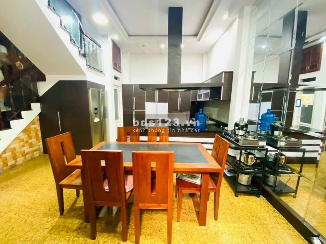 Bán nhà Hẻm xe hơi đường Trương Văn Hải, Tăng Nhơn Phú B, 80m - giá chỉ 4 tỷ