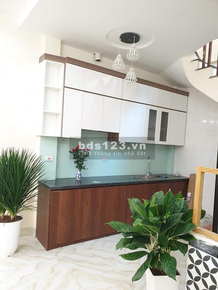 Bán nhà Bùi Xương Trạch phân lô, vài bước phố ô tô, nội thất VIP, DT 34m² x 5 tầng, MT 3,5m, 3,9 tỷ