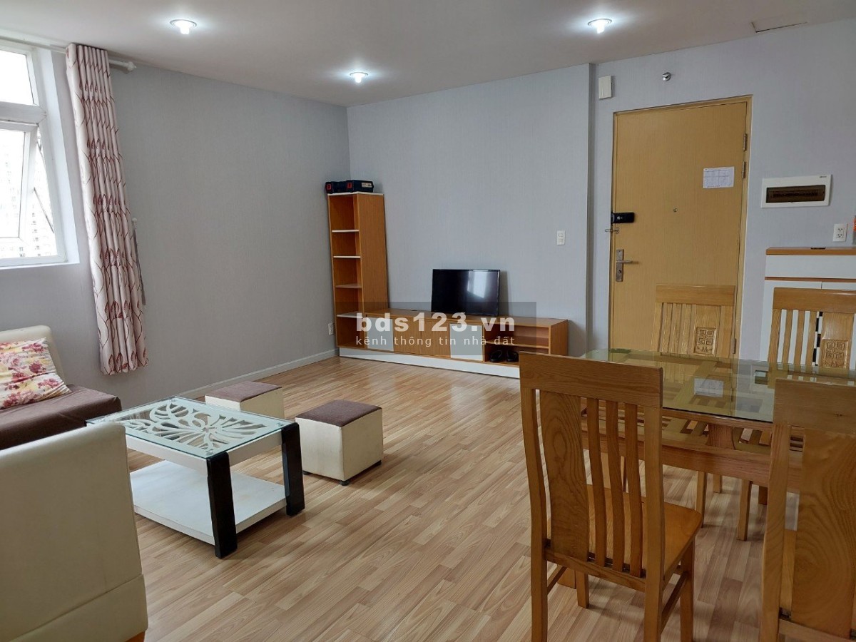 Bán căn góc c/c CityGate Quận 8 diện tích 92m2 3PN tầng 7