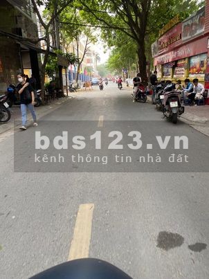 Duy Nhất 1 căn, HOÀNG QUỐC VIỆT, ngõ thông ô tô, 38m² x 4,5 tầng, giá 4,8 tỷ - LH 03 6969 8383