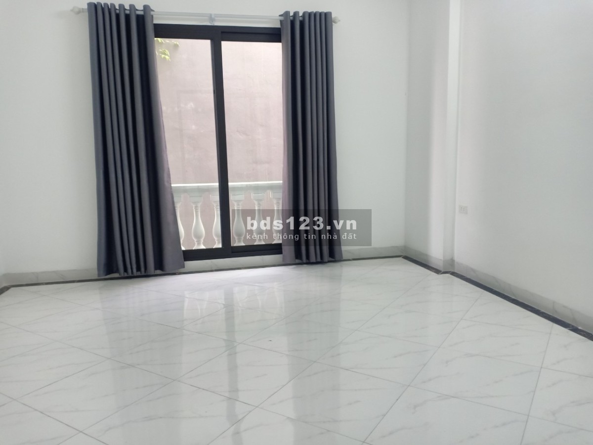 Nhà đẹp ở luôn 6 phòng ngủ Đăng Công Năng, mặt phố Nguyễn Hoàng 20m