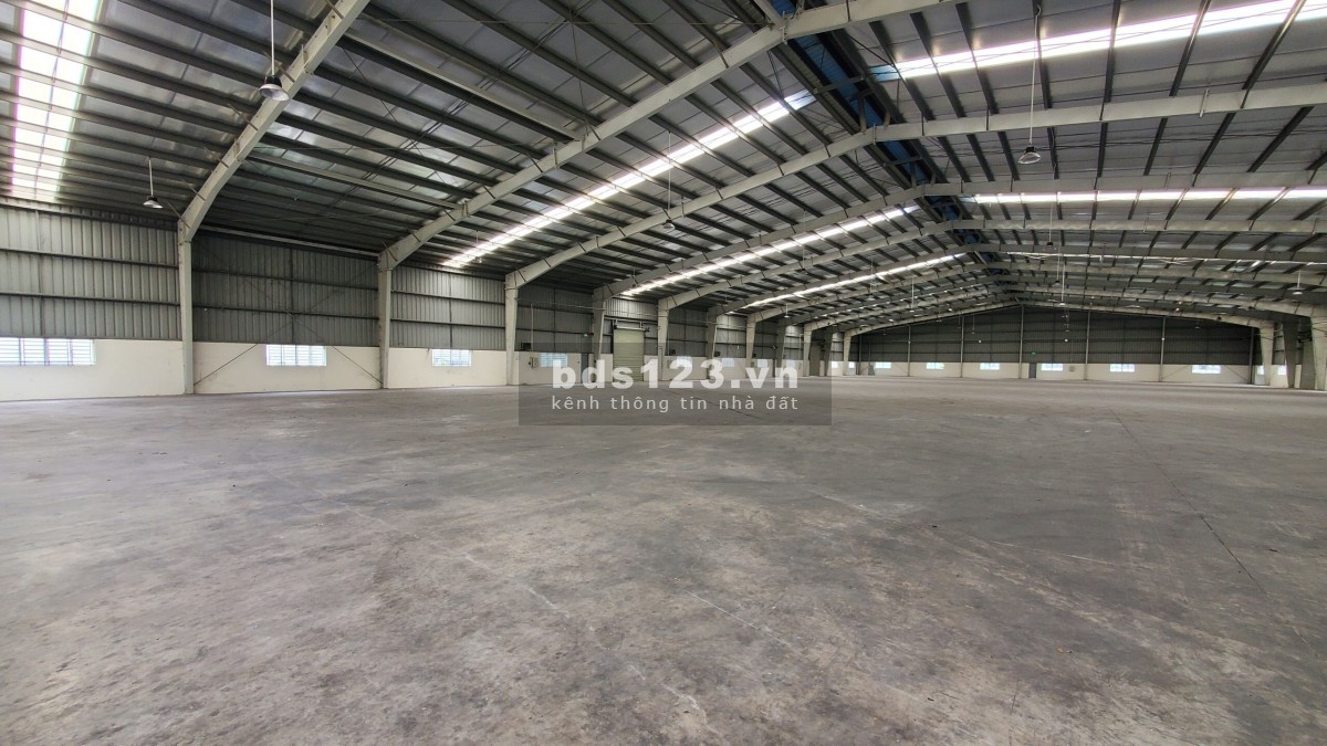 Cho thuê kho xưởng 1500m2 trong KCN Nhơn Trạch, huyện Nhơn Trạch, Đồng Nai.