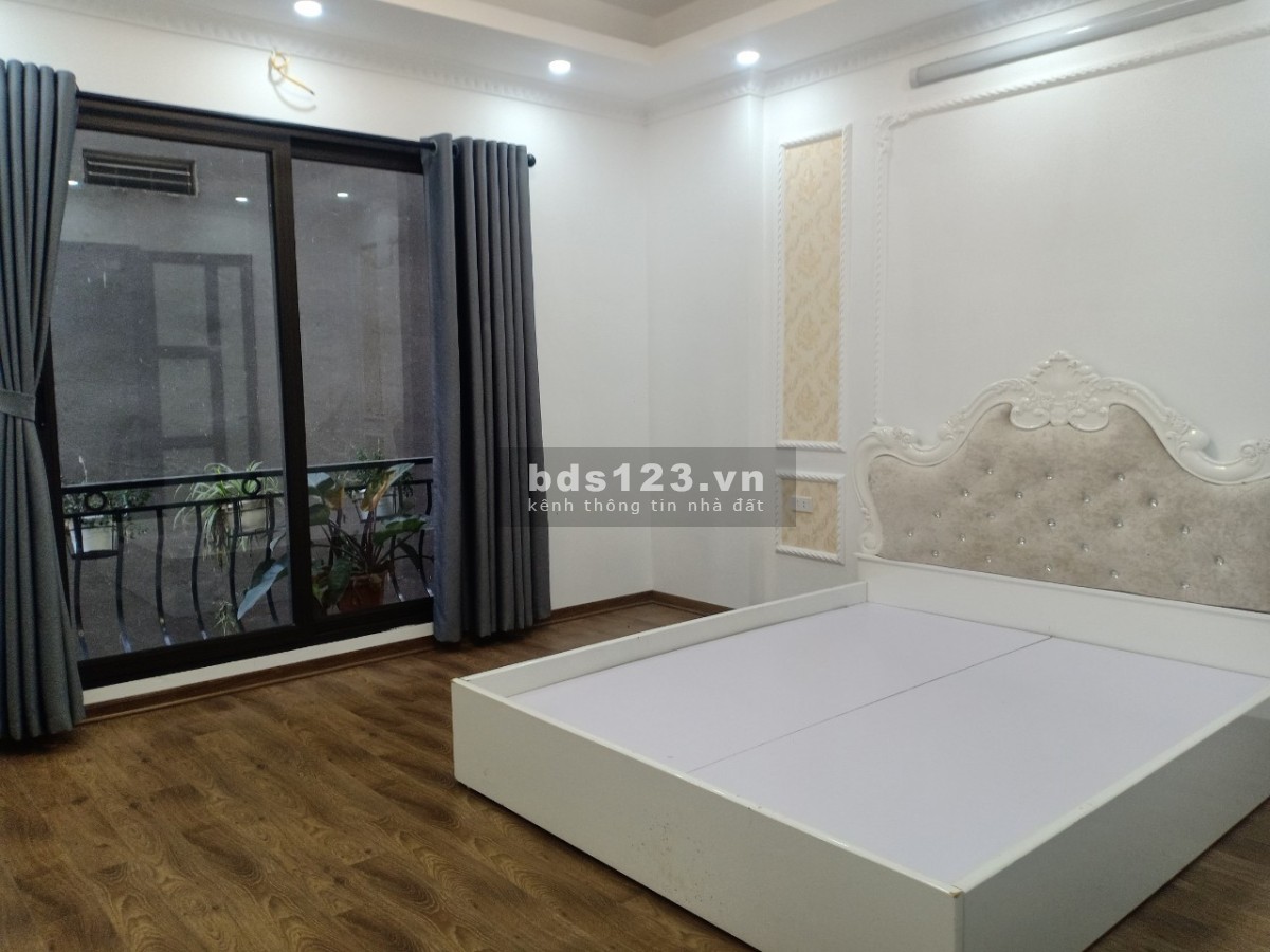 Nhà đẹp ở luôn 6 phòng ngủ Đăng Công Năng, mặt phố Nguyễn Hoàng 20m