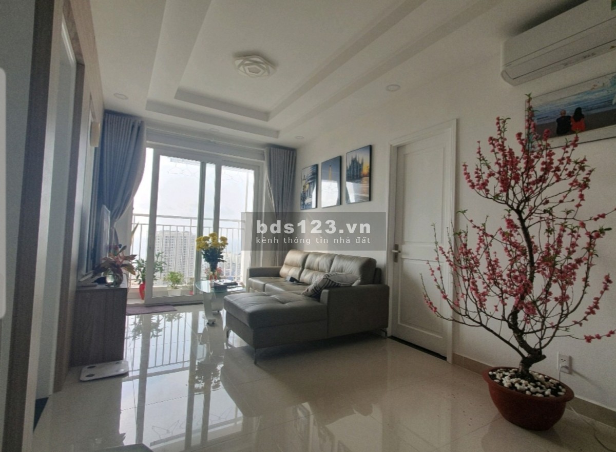 Bán căn 2 phòng ngủ Vũng Tàu Melody view biển tầng cao , full nội thất đẹp. Lh em Yến 0906925656
