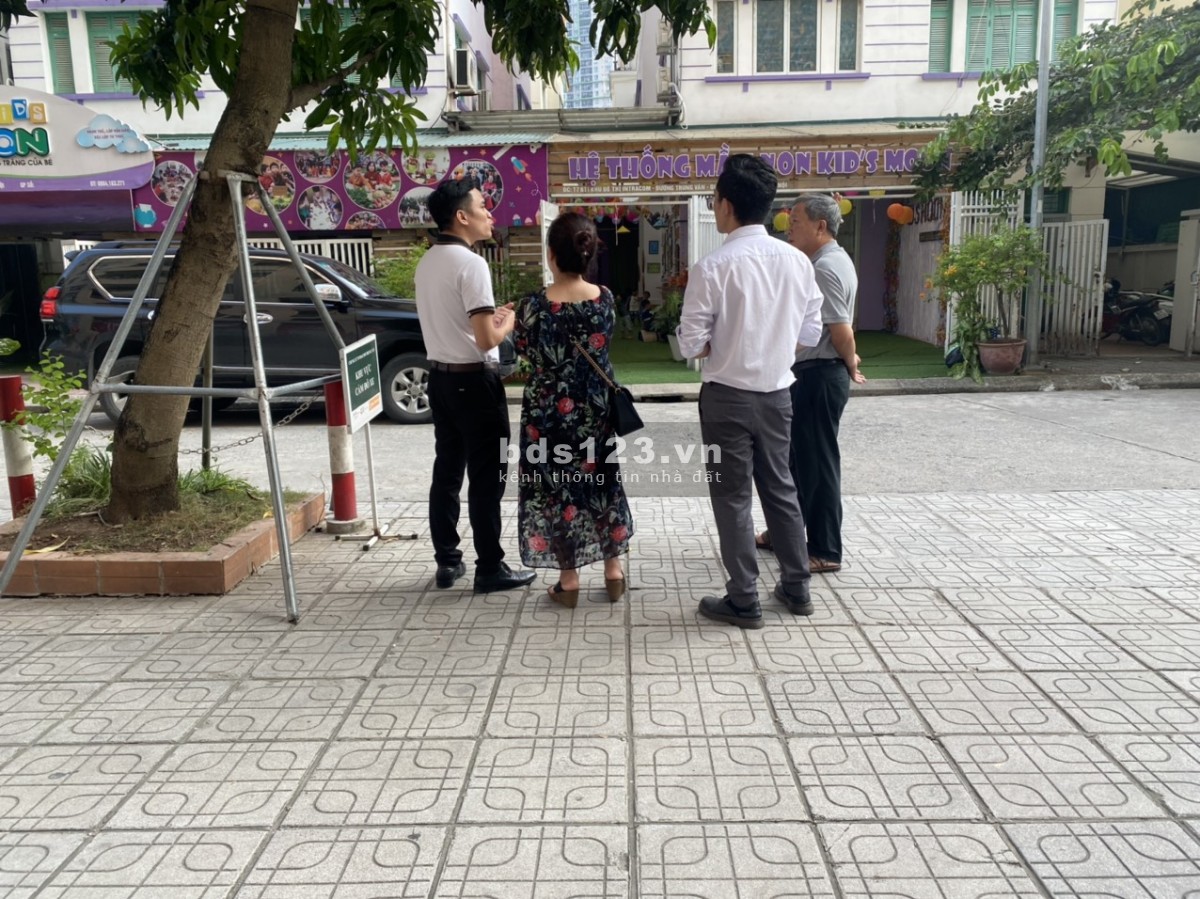 Biệt thự nội thành nhận nhận nhà ngay, sổ đỏ trao tay, giá tốt 22 tỷ đồng