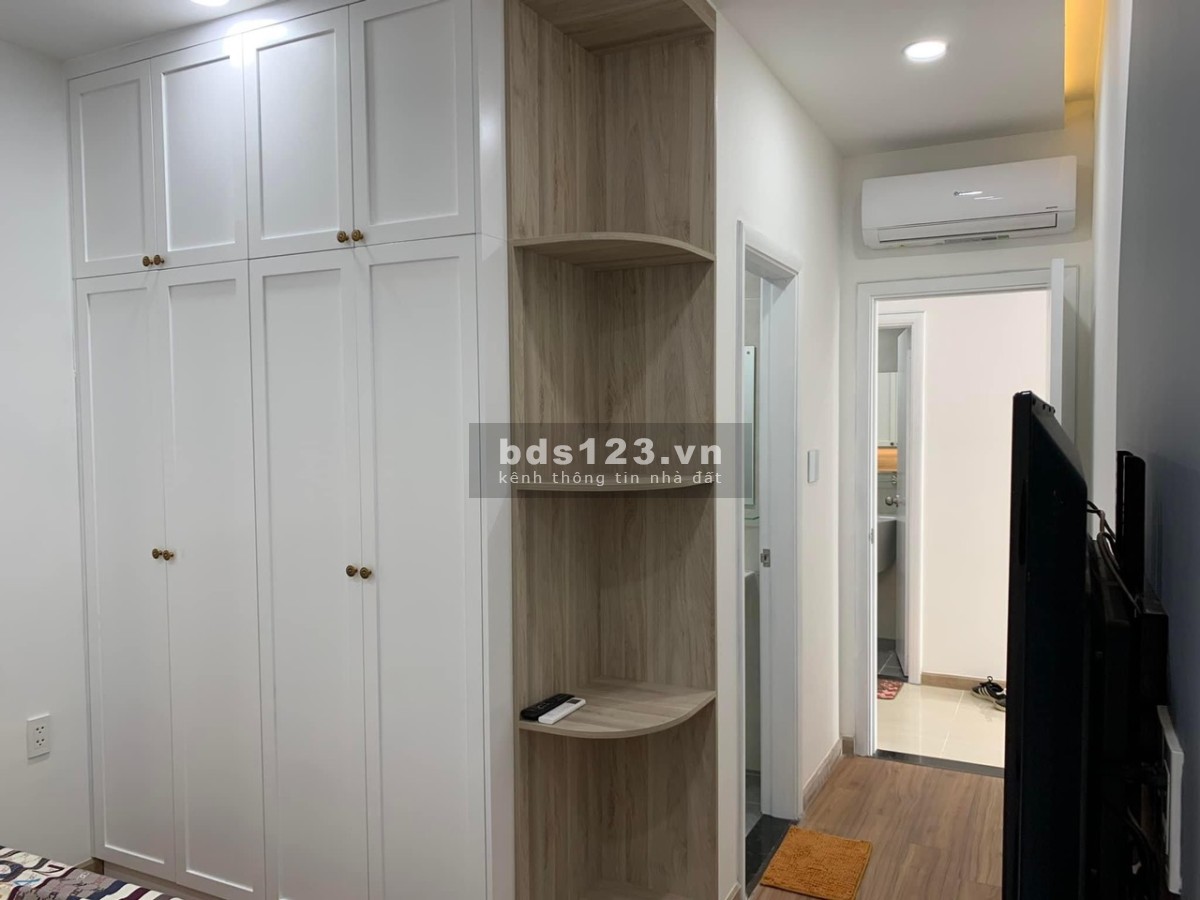 Cho thuê căn hộ giá rẻ Bình Dương, Bcons Garden 2PN/2WC 4,5tr Nội thất cơ bản tủ bếp, rèm