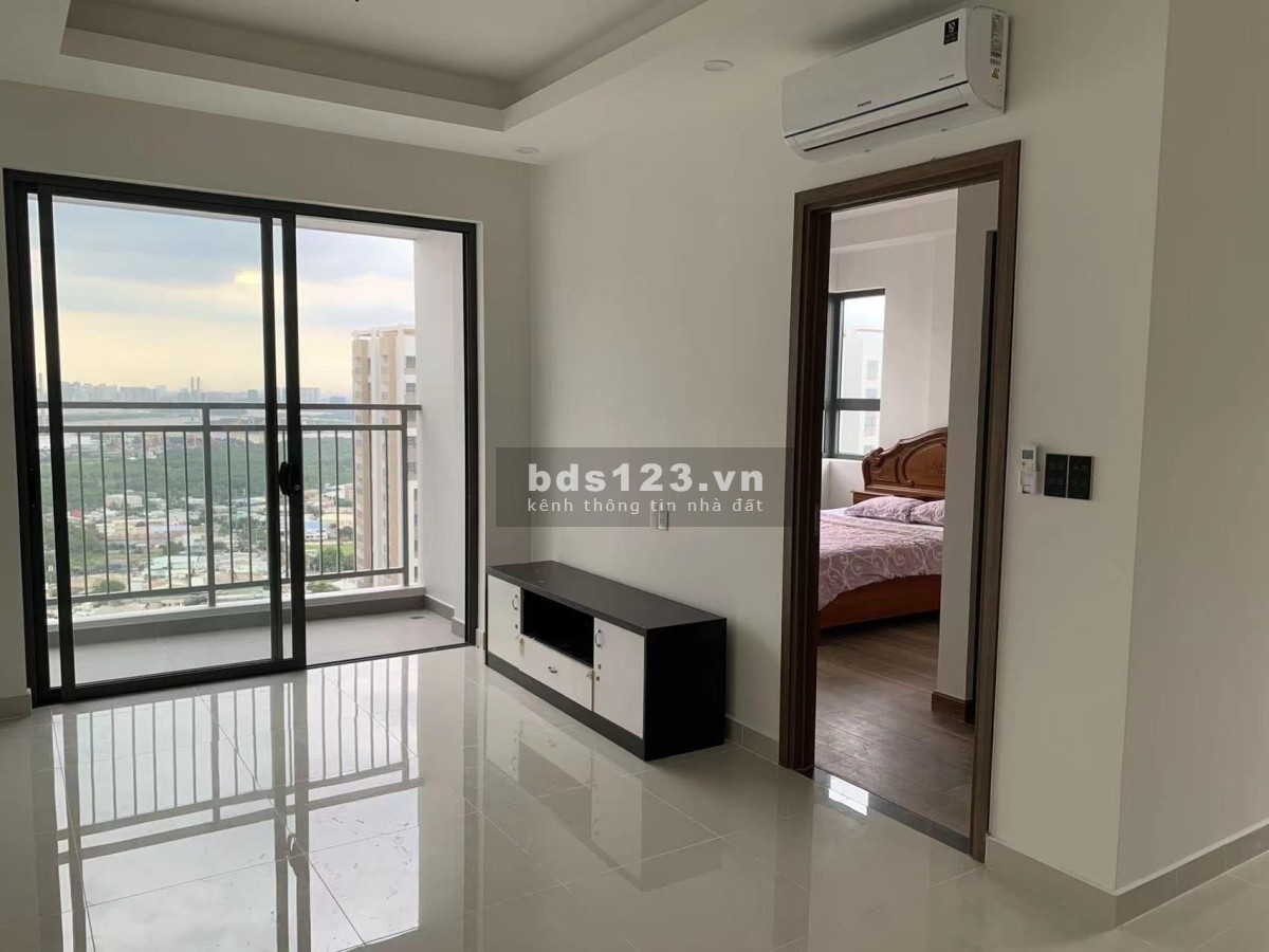 Giá quá tốt 2 pn dt 67m2 Q7 Riverside NTCB tầng cao view sông, giá 8 triệu