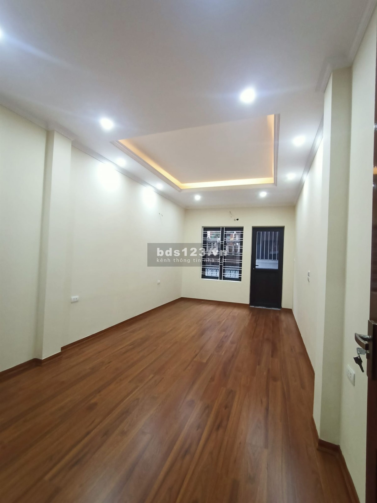 4.x tỷ nhỉnh có ngay nhà đẹp ngõ nông gần mặt đường Khương Đình, sổ vuông đét