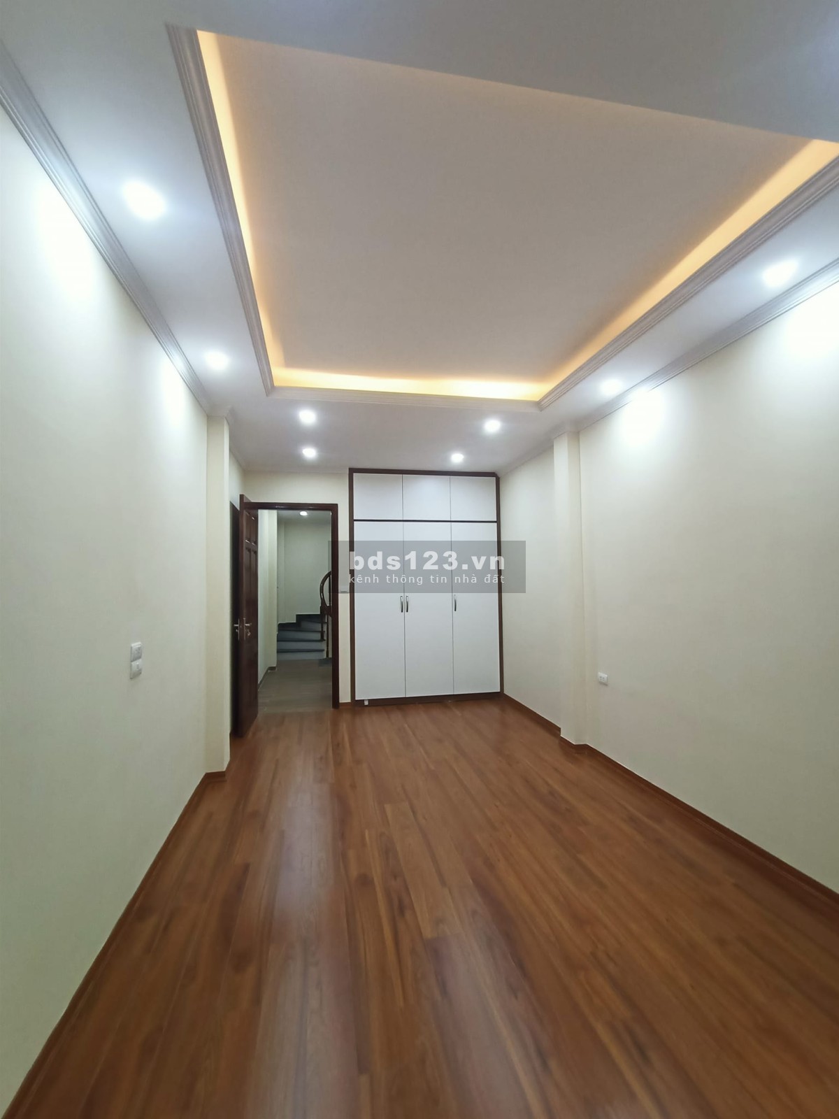 4.x tỷ nhỉnh có ngay nhà đẹp ngõ nông gần mặt đường Khương Đình, sổ vuông đét