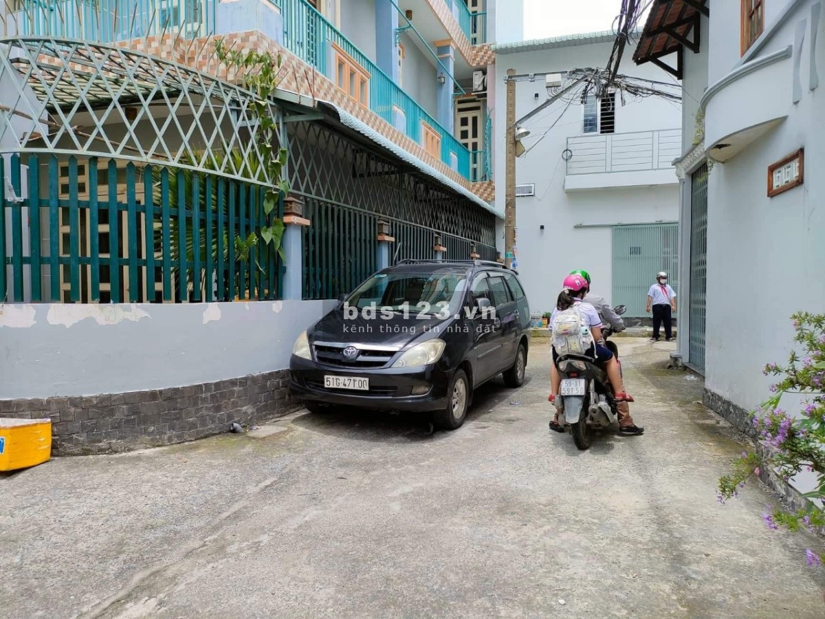 Bán nhà HXH Tân Chánh Hiệp, quận 12, DT 115m², giá 5,25 tỷ đồng