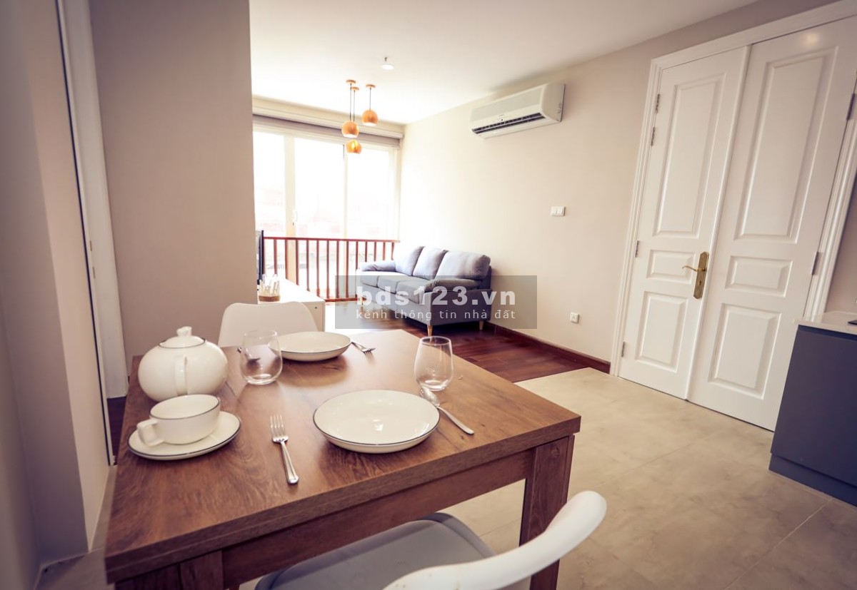 Căn hộ dịch vụ đầy đủ nội thất cho thuê Thái Văn Lung, Quận 1