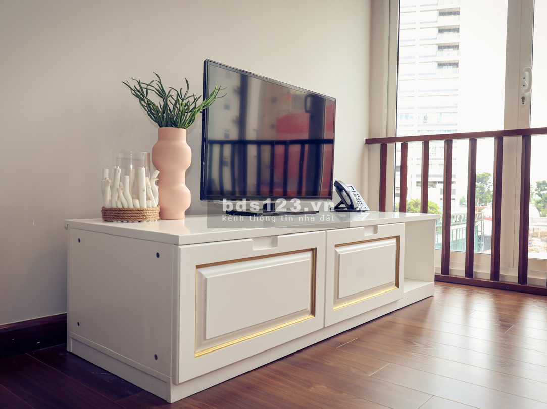 Căn hộ dịch vụ đầy đủ nội thất cho thuê Thái Văn Lung, Quận 1