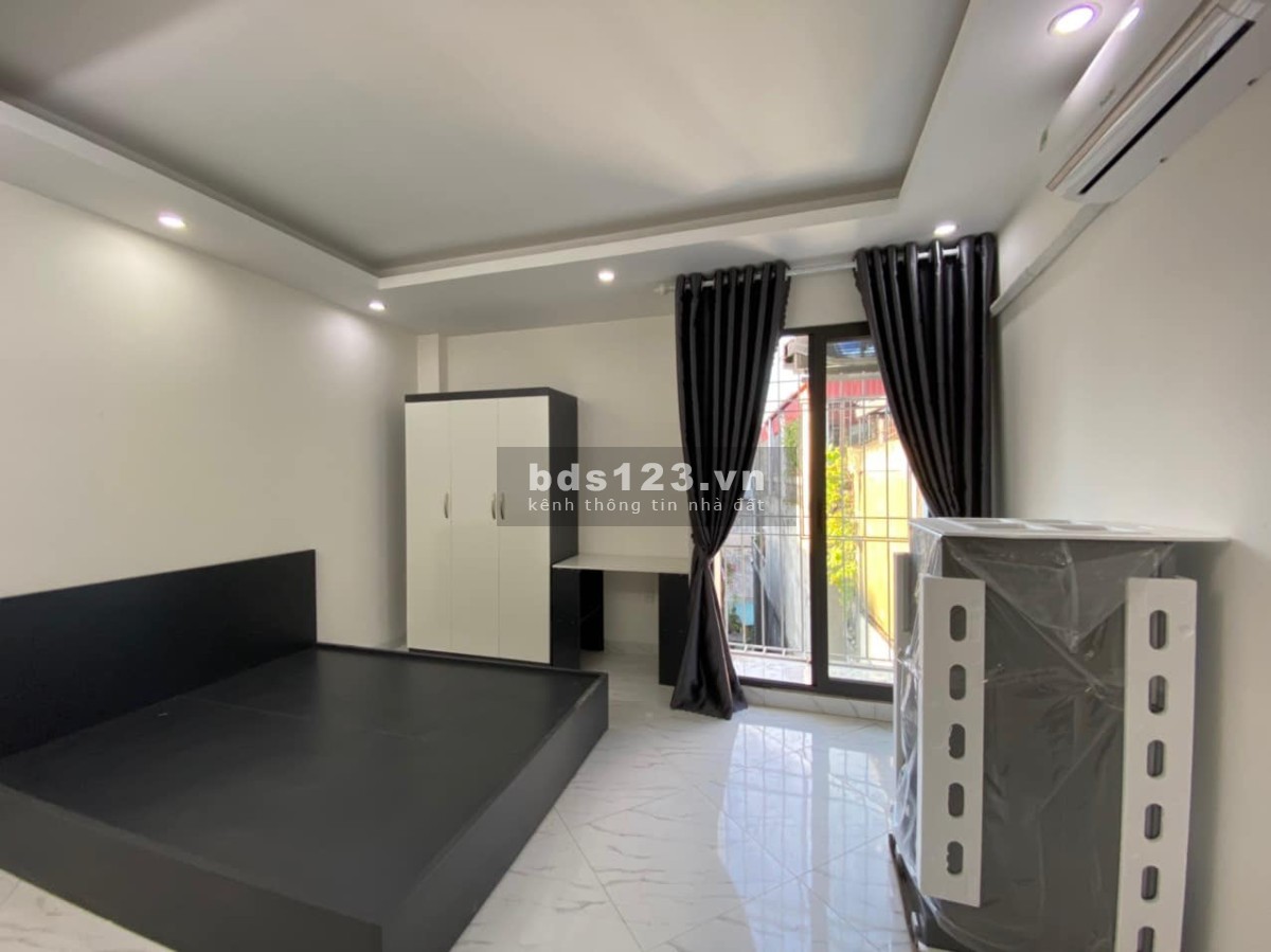 Chung cư mini khu Khương Trung 8 tầng 13 phòng thu 950 triệu/năm