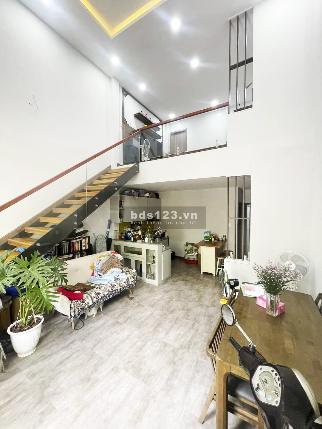Bán biệt thư mini hẻm đường Huỳnh Tấn Phát, phường Phú Thuận, quận 7 giá 4,8 tỷ đồng TL