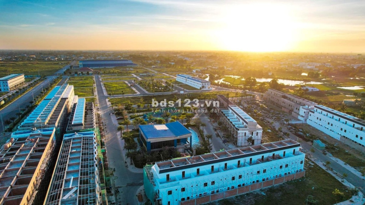 Ở đây không bán lỗ! Em đang hỗ trợ anh chị đầu tư đúng thời điểm tại The Sol City!