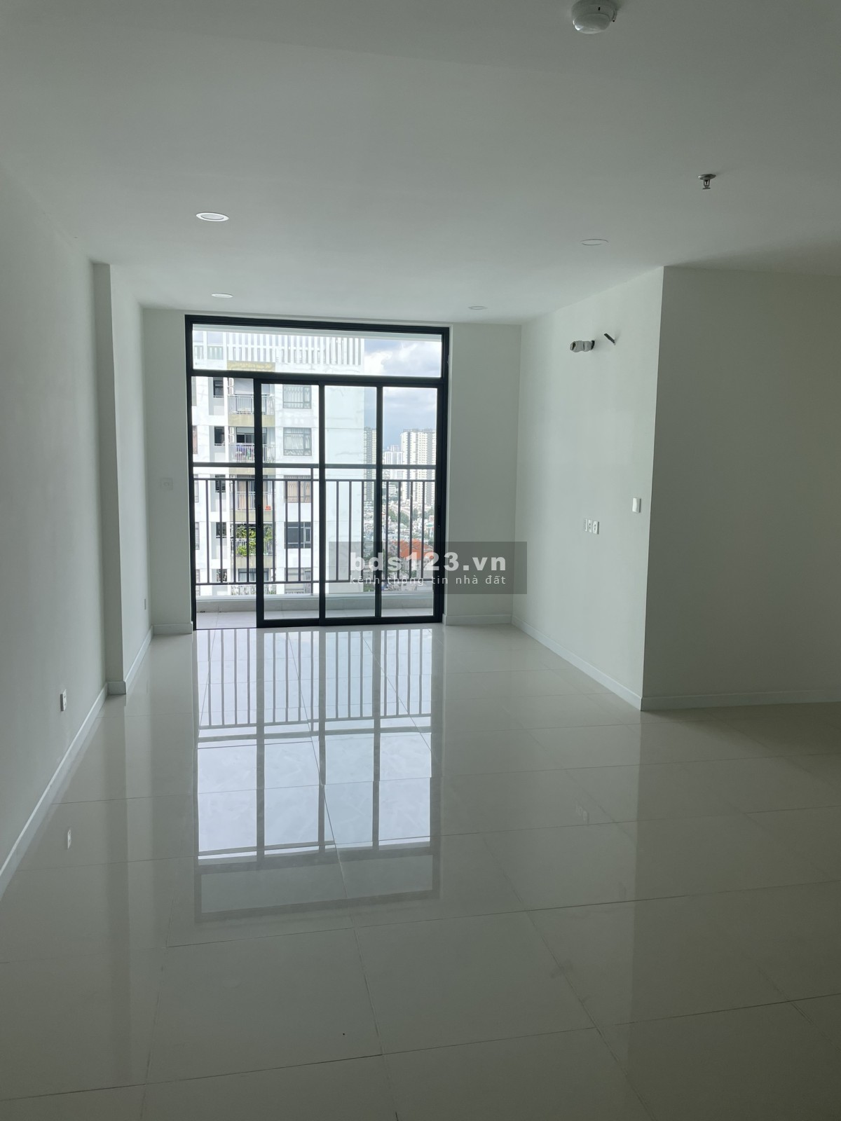 Cần bán căn 1PN/51m² Tầng 8 view hồ bơi dự án Central Premium quận 8 - Giá 2,6 tỷ
