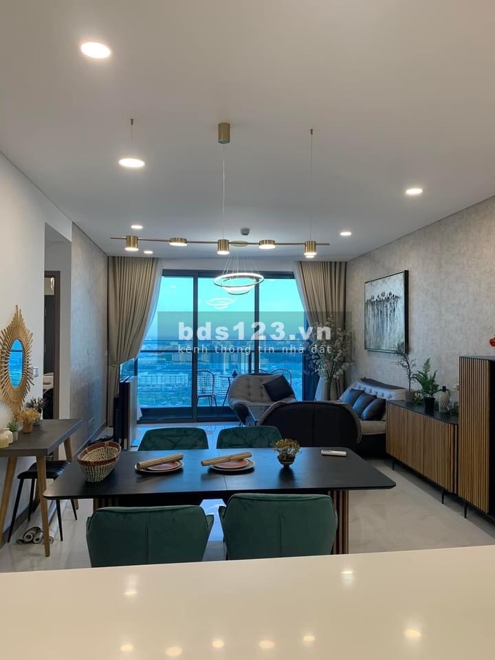 Cho thuê 3 phòng ngủ tầng cao, diện tích sử dụng 123m2 Sunwah Pearl