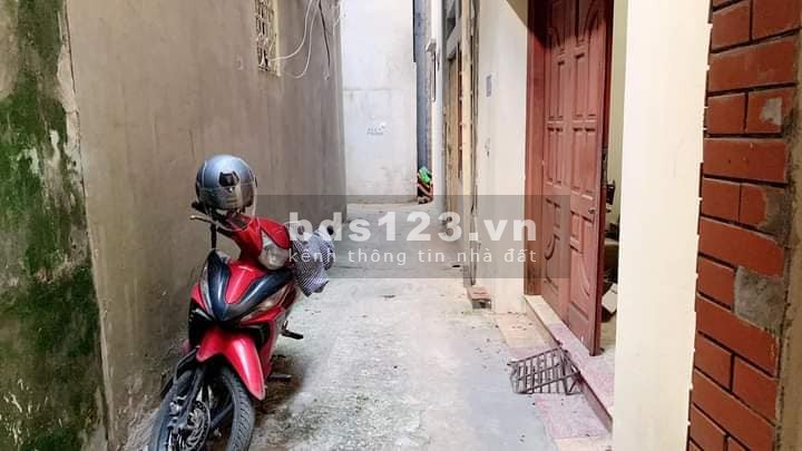 Bán nhà riêng Dịch Vọng Hậu, Cầu Giấy, diện tích 45m² x 4 tầng giá chỉ 4,3 tỷ đồng