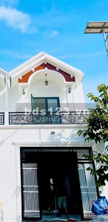 Bán gấp nhà đúc thiệt sổ riêng 76m² có 2 PN, Đường o to 700 triệu Phạm Văn Sáng