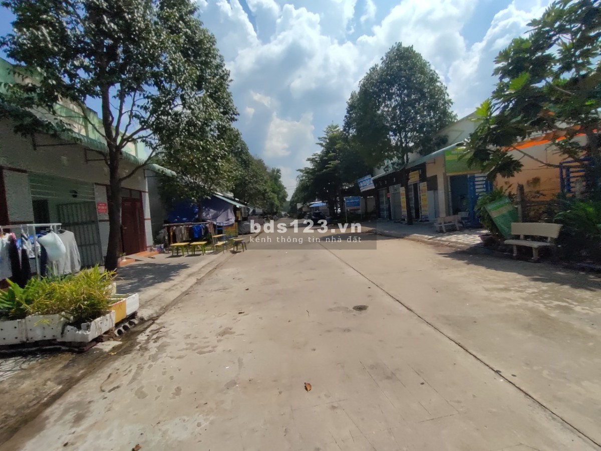VIB thanh lý lô đất tại phường Tân Định đối diện khu công nghiệp. Liên hệ: 0377.991.382