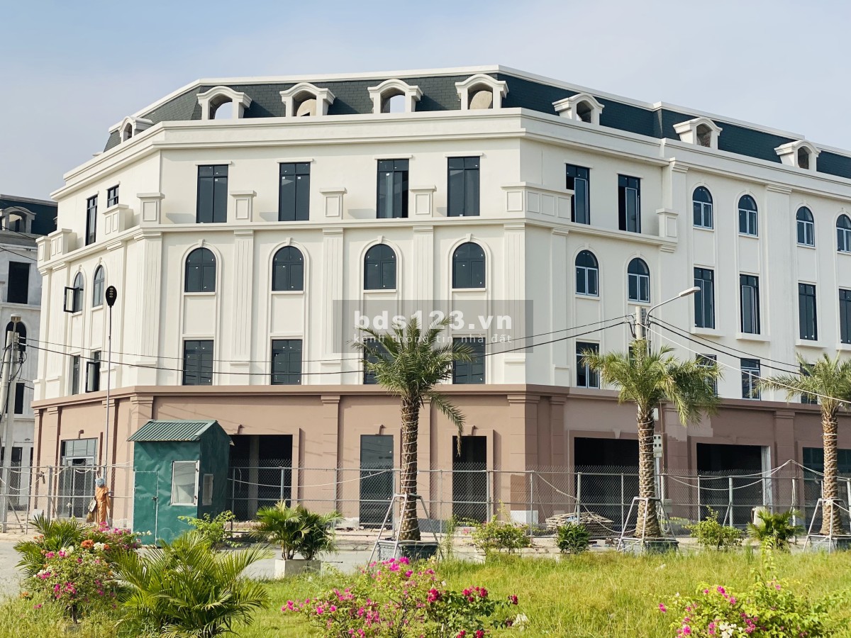 Bán shophouse 5 tầng, mặt đường lớn 22m dự án Sơn Đồng Center, CK 8%, cam kết thuê lại 12 tháng