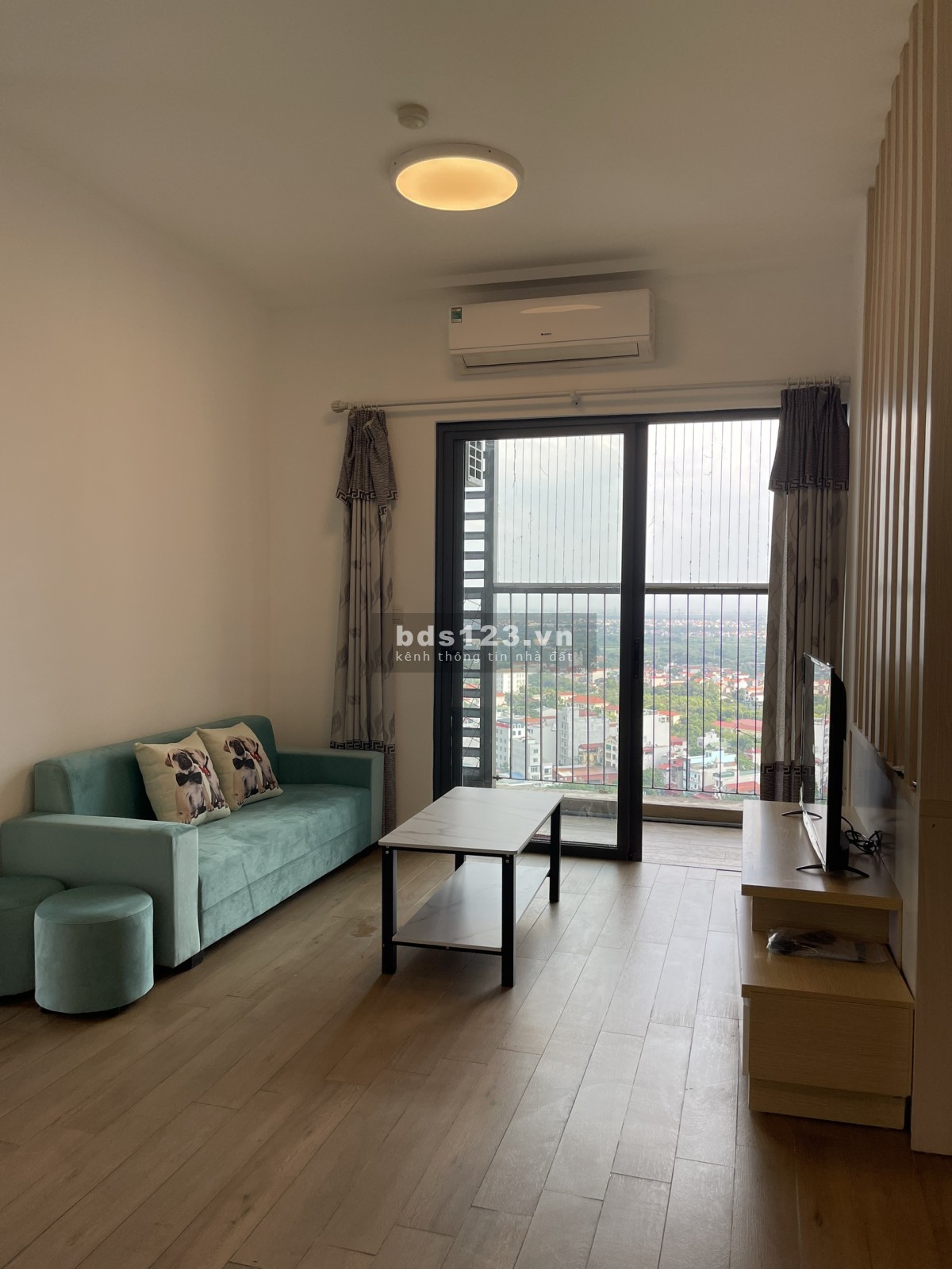 Chính chủ cần bán căn hộ 65m Westbay, khu đô thị Ecopark