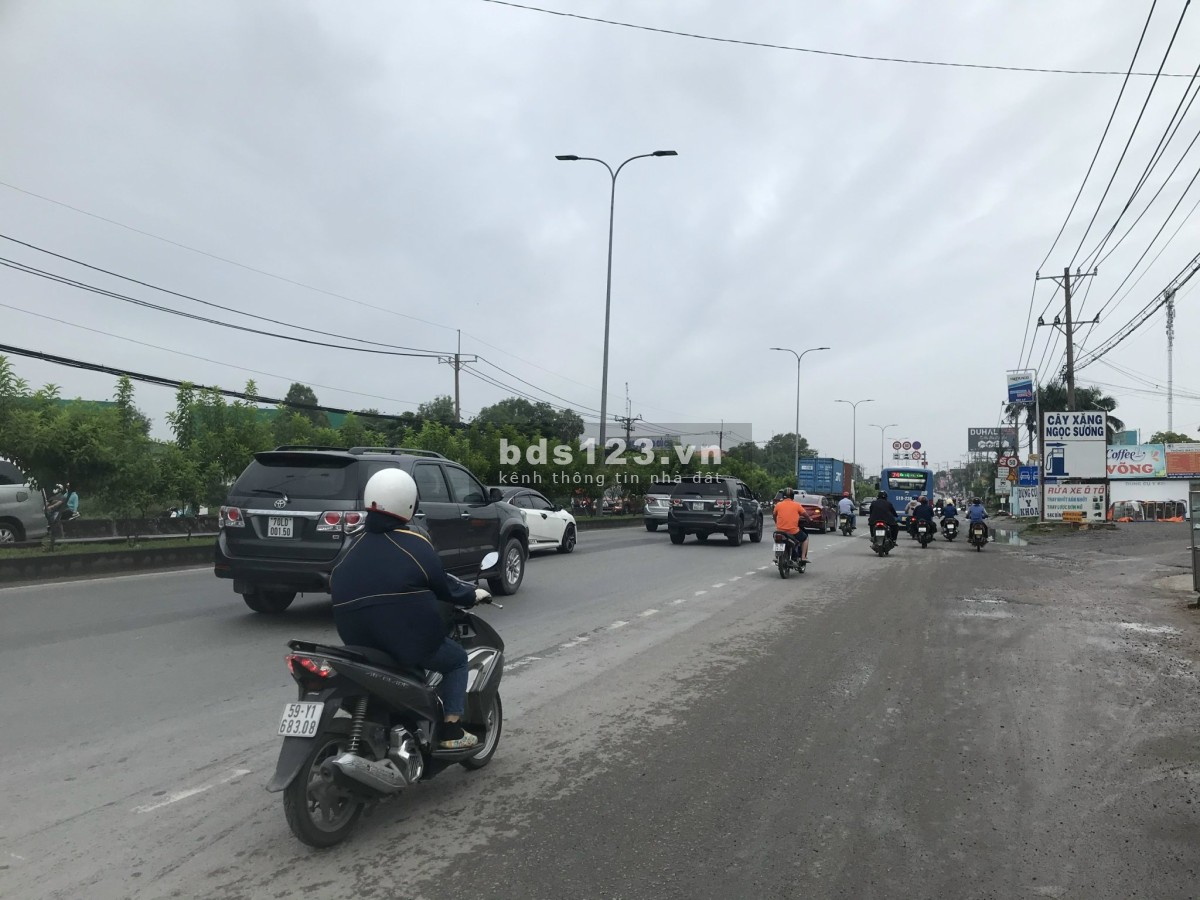 Tôi Hải Bán Đất Mặt Tiền Đường 12 Mét, Sổ Riêng, 385.3m2, Giá 2,2 Tỷ