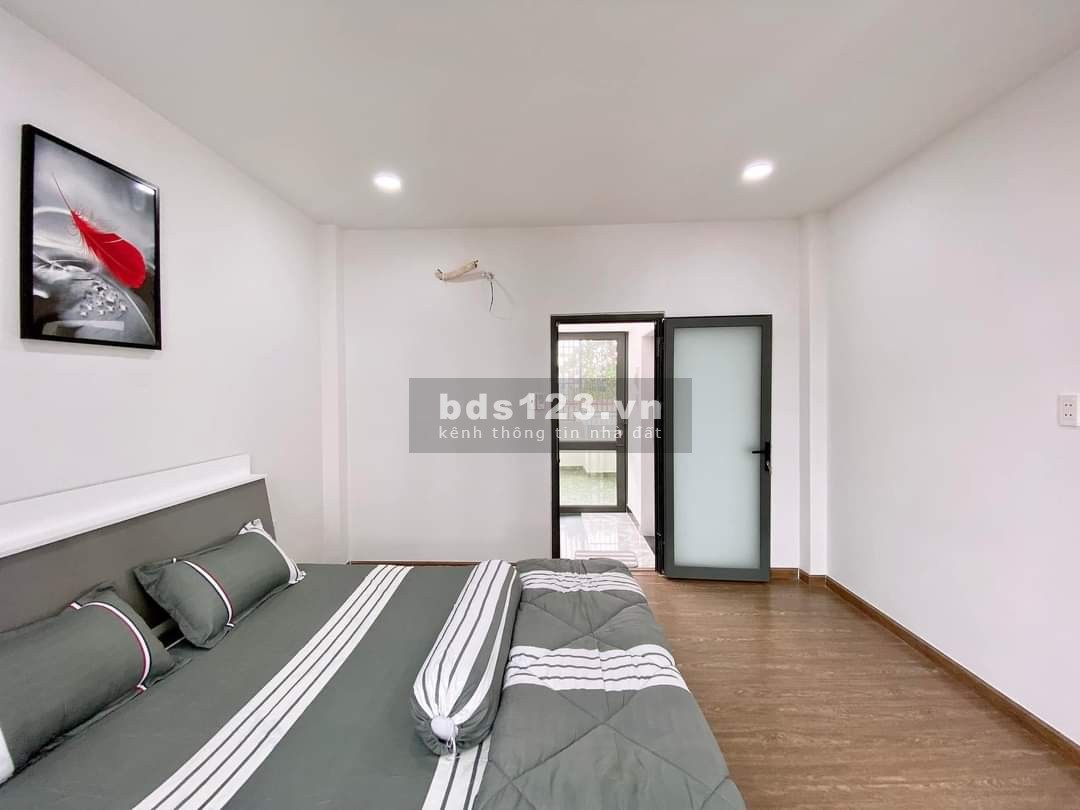 Bán nhà hẻm xe hơi Nguyễn Văn Khối Gò Vấp DTSD 42m² x 3 tầng giá 5,85 tỷ