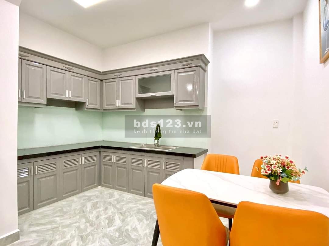 Bán nhà hẻm xe hơi Nguyễn Văn Khối Gò Vấp DTSD 42m² x 3 tầng giá 5,85 tỷ