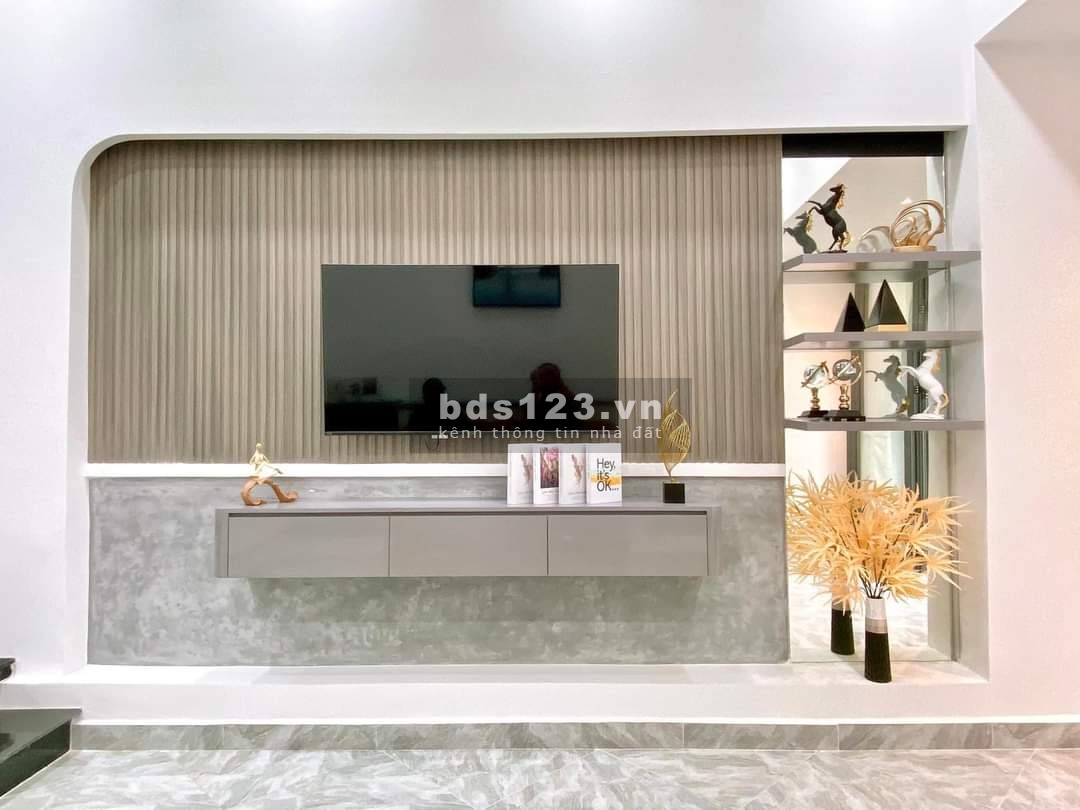 Bán nhà hẻm xe hơi Nguyễn Văn Khối Gò Vấp DTSD 42m² x 3 tầng giá 5,85 tỷ