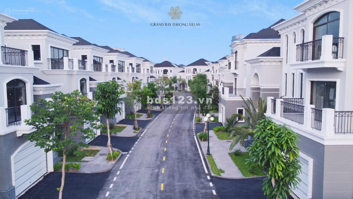 Tôi cần bán căn biệt thự 700m2 đẹp nhất Hạ Long view biển hồ, công viên compound khép kín lâu dài