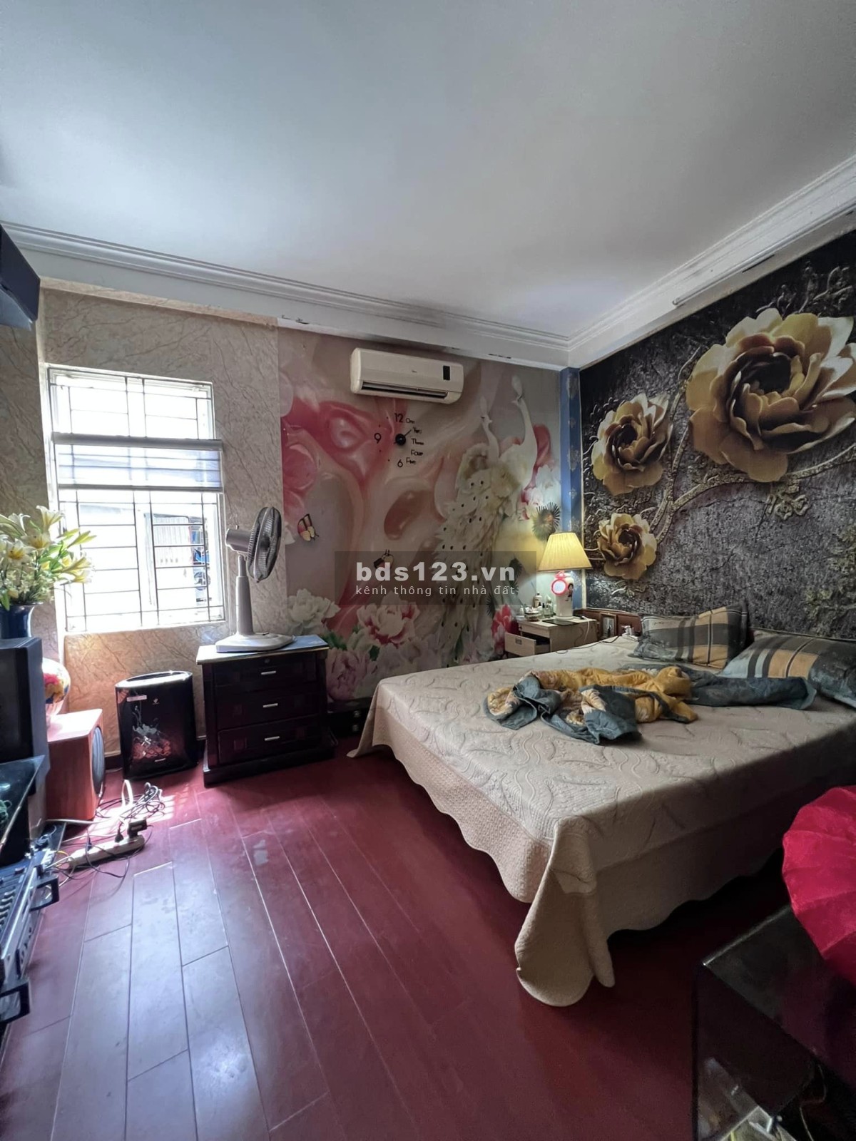 Tôi cần bán gấp nhà diện tích 54m² ô tô đỗ cửa, nhỉnh giá 4 tỷ đồng
