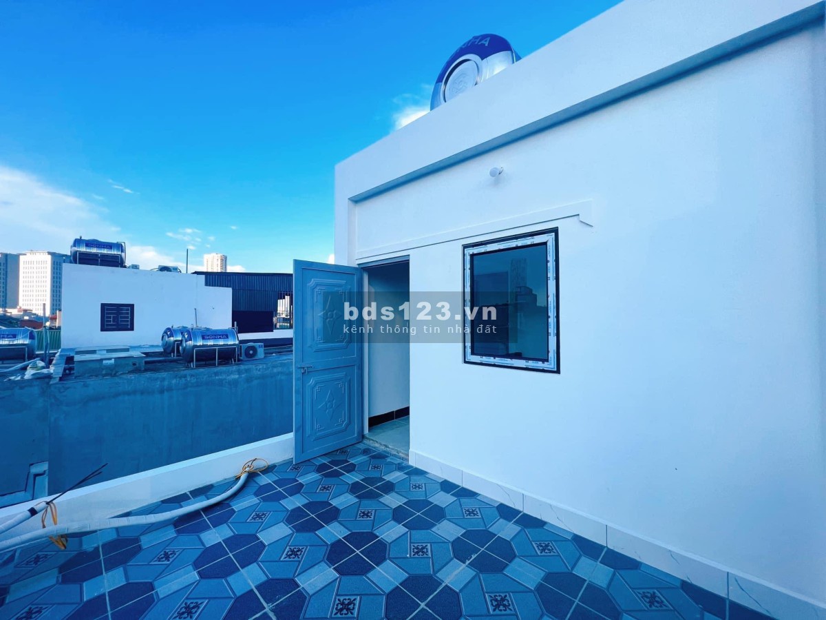 Bán nhà Văn Phú, Lô góc, Ngõ thông tứ phía, DT 37m², giá 4,2 tỷ đồng