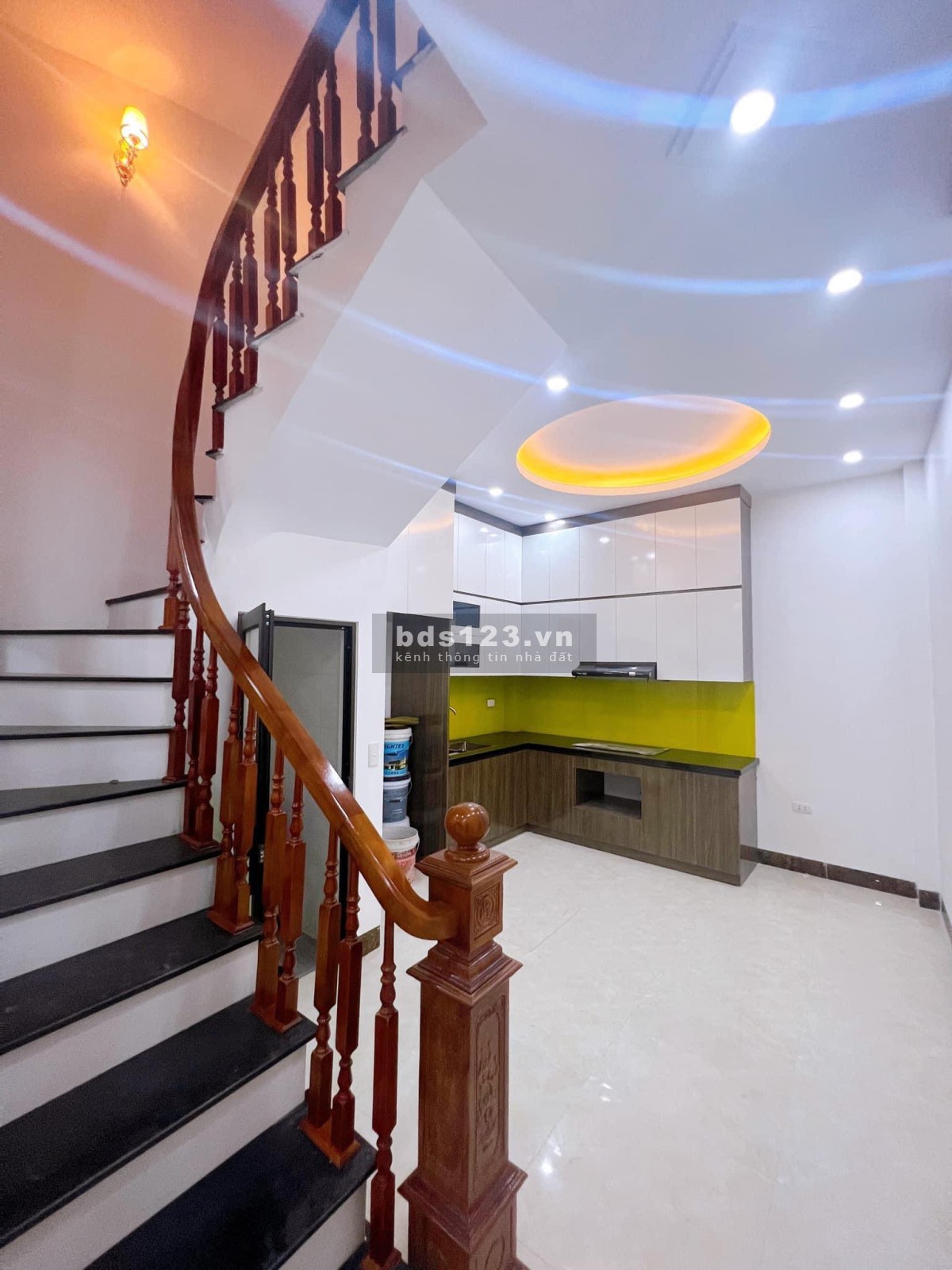 Bán nhà Văn Phú, Lô góc, Ngõ thông tứ phía, DT 37m², giá 4,2 tỷ đồng