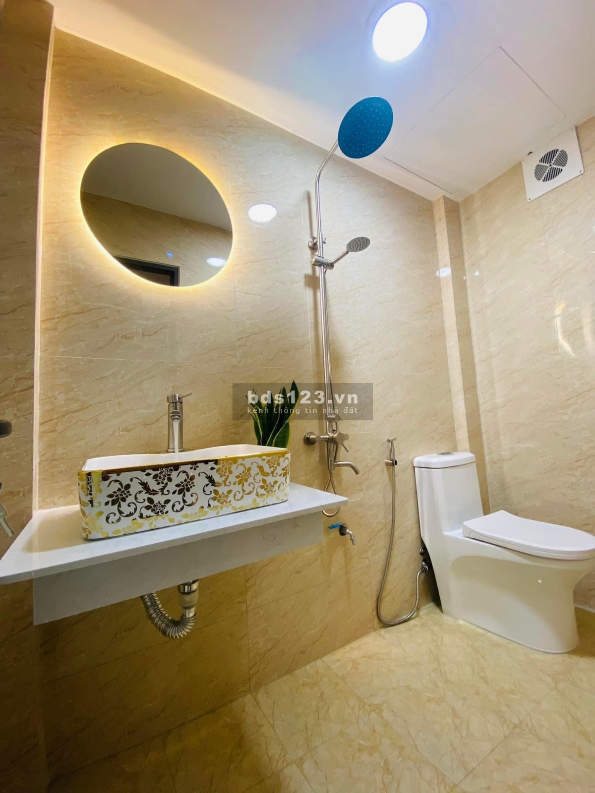 Bán nhà Phú Đô, lô góc, ô tô đỗ cửa, kinh doanh DT 38m² x 5 tầng, giá hơn 4 tỷ LH 03 6969 8383