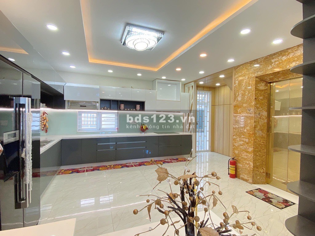 Bán biệt thự Thăng Long Hải Châu Đà Nẵng, sang trọng, đẳng cấp công năng đầy đủ giá 20 tỷ TL